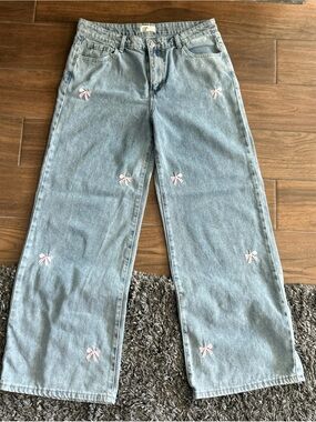 1030 Ten Thirty Light Blue Wide-Leg Denim Jeans with Pink Bow Embroidery 13/31